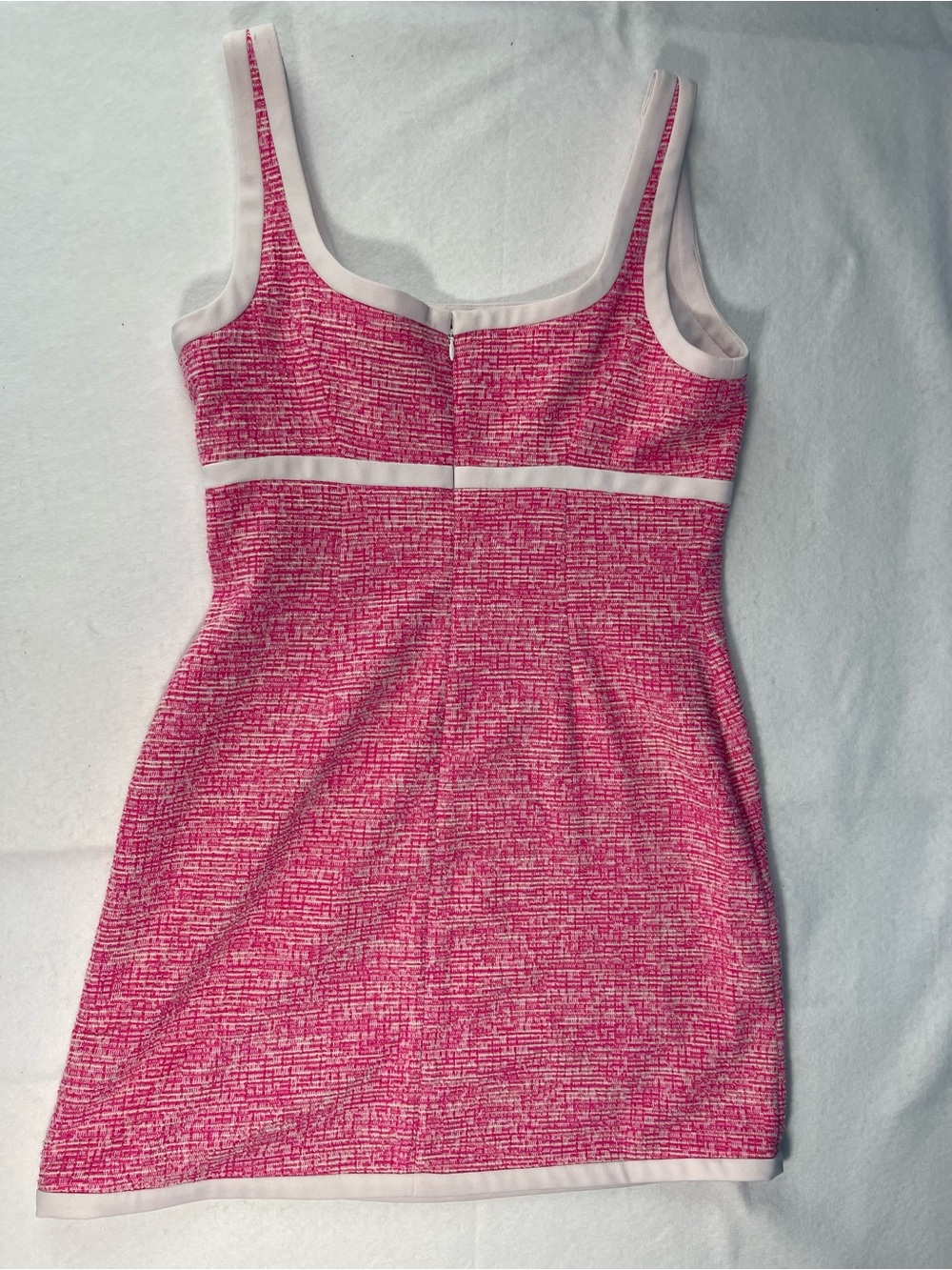 La Nouvelle Renaissance Pink Tweed Mini Dress Size 10 Sleeveless Sheath Preppy - Picture 3 of 8